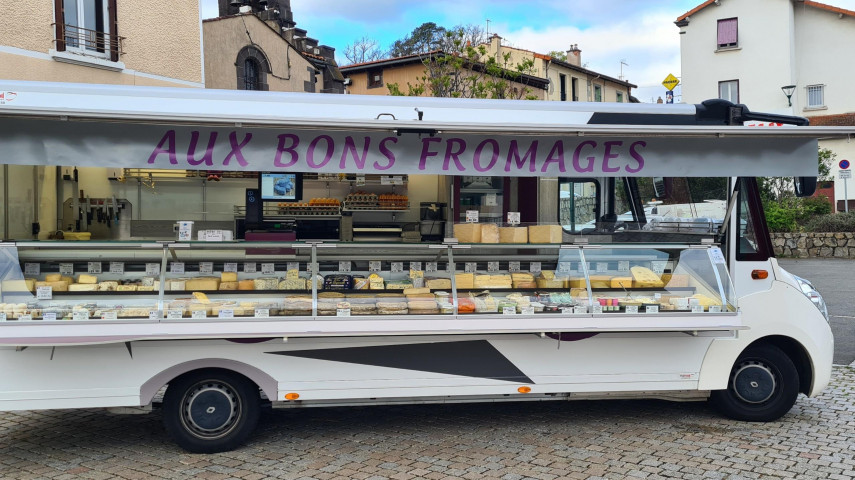 Commerce ambulant fromagerie-crÉmerie à reprendre - Clermont-Ferrand (63)